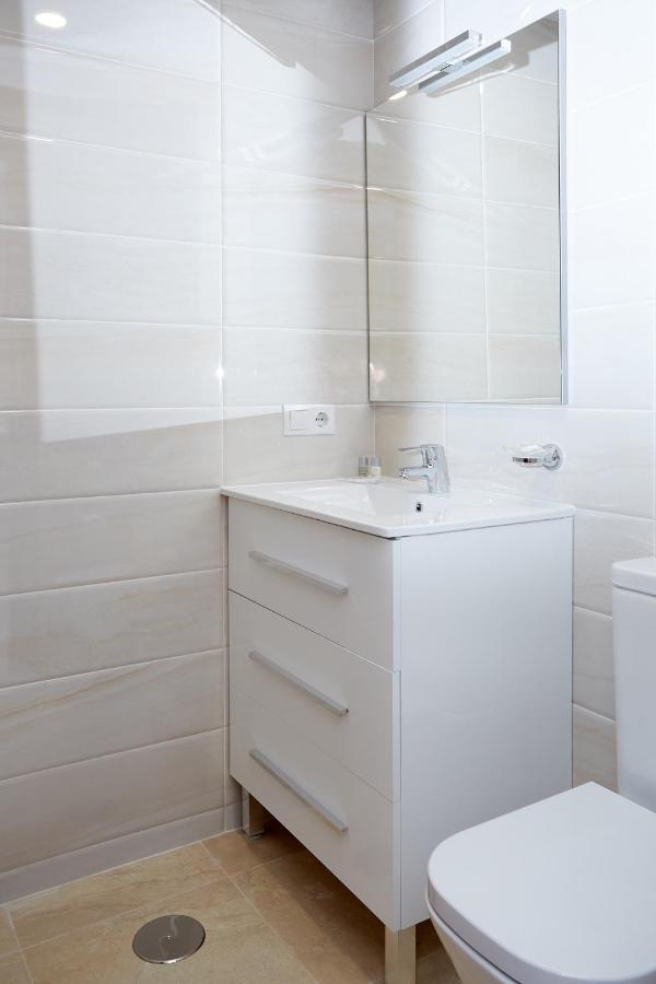 Apartamentos Anfiteatro Benidorm Luaran gambar